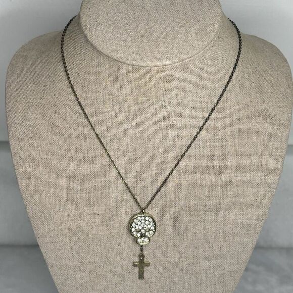 Forever 21 Rhinestone Embellished Skull Drop Cross Pendant Necklace Goldtone 16" - Picture 2 of 5